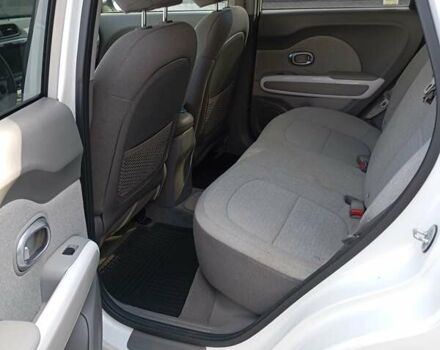 Белый Киа Soul, объемом двигателя 0 л и пробегом 98 тыс. км за 6800 $, фото 9 на Automoto.ua