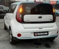 Белый Киа Soul, объемом двигателя 0 л и пробегом 143 тыс. км за 6900 $, фото 5 на Automoto.ua