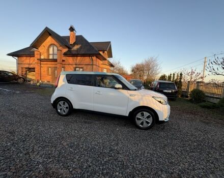 Белый Киа Soul, объемом двигателя 0 л и пробегом 151 тыс. км за 5900 $, фото 11 на Automoto.ua