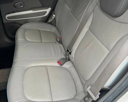 Белый Киа Soul, объемом двигателя 0 л и пробегом 143 тыс. км за 7600 $, фото 7 на Automoto.ua