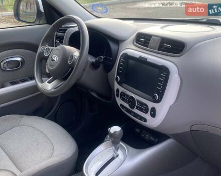 Білий Кіа Soul, об'ємом двигуна 0 л та пробігом 99 тис. км за 7400 $, фото 30 на Automoto.ua