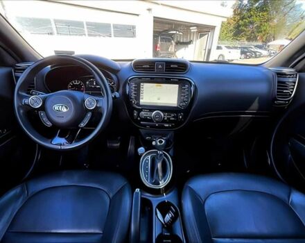 Белый Киа Soul, объемом двигателя 2 л и пробегом 72 тыс. км за 5200 $, фото 8 на Automoto.ua