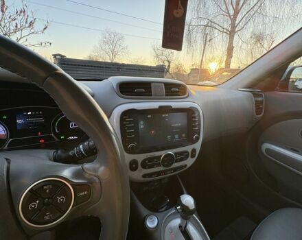 Белый Киа Soul, объемом двигателя 0 л и пробегом 151 тыс. км за 5900 $, фото 20 на Automoto.ua