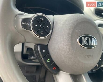 Білий Кіа Soul, об'ємом двигуна 0 л та пробігом 99 тис. км за 7400 $, фото 35 на Automoto.ua