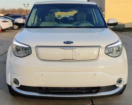 Белый Киа Soul, объемом двигателя 0 л и пробегом 78 тыс. км за 1900 $, фото 1 на Automoto.ua