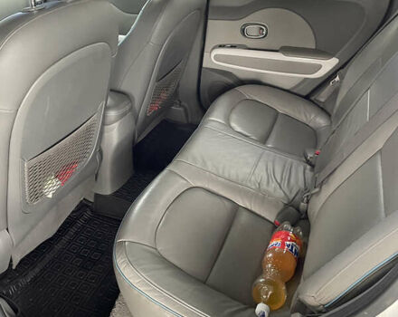 Белый Киа Soul, объемом двигателя 0 л и пробегом 136 тыс. км за 8800 $, фото 6 на Automoto.ua