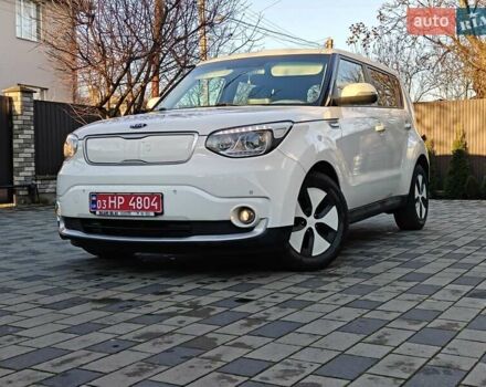 Белый Киа Soul, объемом двигателя 0 л и пробегом 132 тыс. км за 6750 $, фото 13 на Automoto.ua