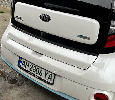 Белый Киа Soul, объемом двигателя 0 л и пробегом 100 тыс. км за 7200 $, фото 15 на Automoto.ua