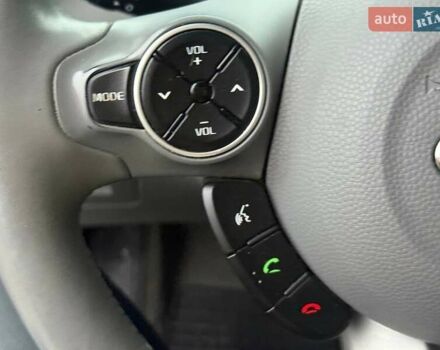 Белый Киа Soul, объемом двигателя 0 л и пробегом 143 тыс. км за 6900 $, фото 11 на Automoto.ua