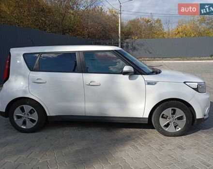 Белый Киа Soul, объемом двигателя 0 л и пробегом 98 тыс. км за 6800 $, фото 3 на Automoto.ua