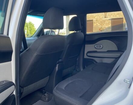 Білий Кіа Soul, об'ємом двигуна 2 л та пробігом 196 тис. км за 8900 $, фото 22 на Automoto.ua