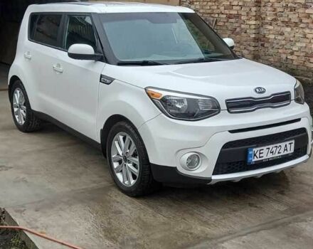 Белый Киа Soul, объемом двигателя 2 л и пробегом 130 тыс. км за 11700 $, фото 1 на Automoto.ua