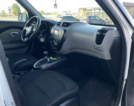 Білий Кіа Soul, об'ємом двигуна 2 л та пробігом 195 тис. км за 8600 $, фото 22 на Automoto.ua