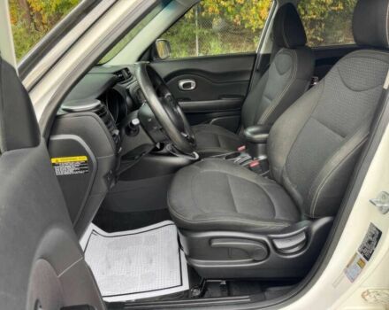 Белый Киа Soul, объемом двигателя 2 л и пробегом 72 тыс. км за 5600 $, фото 8 на Automoto.ua