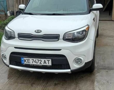 Белый Киа Soul, объемом двигателя 2 л и пробегом 130 тыс. км за 11700 $, фото 3 на Automoto.ua