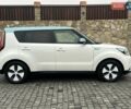 Білий Кіа Soul, об'ємом двигуна 0 л та пробігом 128 тис. км за 6750 $, фото 28 на Automoto.ua