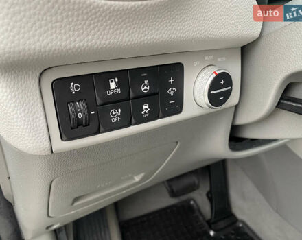 Білий Кіа Soul, об'ємом двигуна 0 л та пробігом 127 тис. км за 7500 $, фото 30 на Automoto.ua