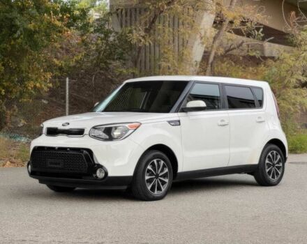 Белый Киа Soul, объемом двигателя 2 л и пробегом 72 тыс. км за 5600 $, фото 2 на Automoto.ua