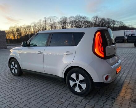 Белый Киа Soul, объемом двигателя 0 л и пробегом 109 тыс. км за 7400 $, фото 3 на Automoto.ua