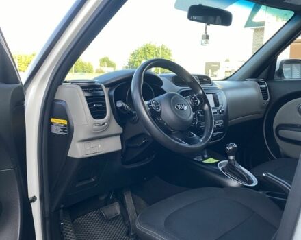 Білий Кіа Soul, об'ємом двигуна 2 л та пробігом 196 тис. км за 8900 $, фото 18 на Automoto.ua