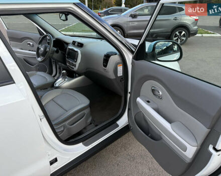 Белый Киа Soul, объемом двигателя 0 л и пробегом 149 тыс. км за 6950 $, фото 23 на Automoto.ua