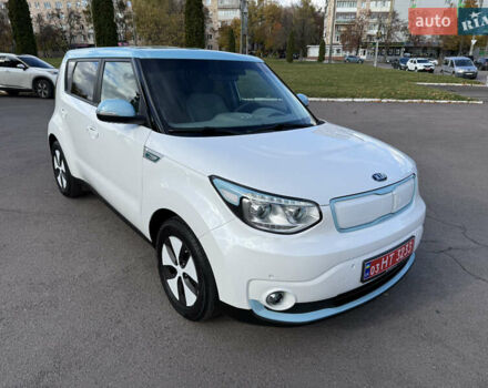 Белый Киа Soul, объемом двигателя 0 л и пробегом 149 тыс. км за 6950 $, фото 7 на Automoto.ua