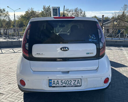 Белый Киа Soul, объемом двигателя 0 л и пробегом 68 тыс. км за 9700 $, фото 3 на Automoto.ua