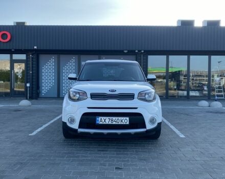 Білий Кіа Soul, об'ємом двигуна 2 л та пробігом 196 тис. км за 8900 $, фото 5 на Automoto.ua