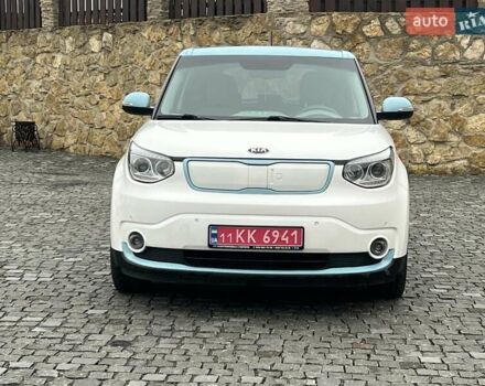 Білий Кіа Soul, об'ємом двигуна 0 л та пробігом 128 тис. км за 6750 $, фото 11 на Automoto.ua