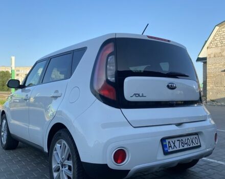 Білий Кіа Soul, об'ємом двигуна 2 л та пробігом 196 тис. км за 8900 $, фото 11 на Automoto.ua