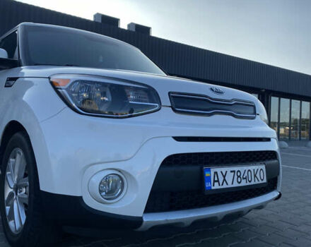 Білий Кіа Soul, об'ємом двигуна 2 л та пробігом 195 тис. км за 8600 $, фото 16 на Automoto.ua