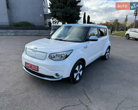 Белый Киа Soul, объемом двигателя 0 л и пробегом 149 тыс. км за 6950 $, фото 9 на Automoto.ua