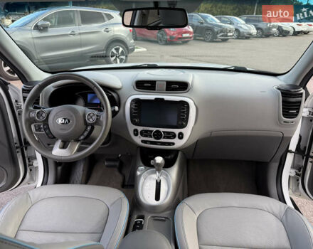 Белый Киа Soul, объемом двигателя 0 л и пробегом 149 тыс. км за 6950 $, фото 25 на Automoto.ua