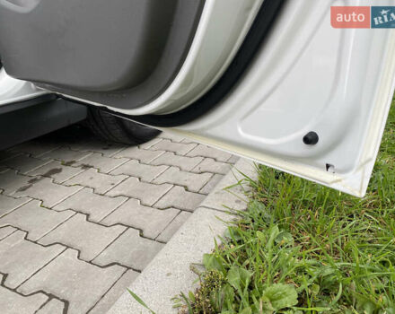 Білий Кіа Soul, об'ємом двигуна 0 л та пробігом 127 тис. км за 7500 $, фото 23 на Automoto.ua