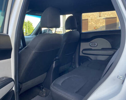 Білий Кіа Soul, об'ємом двигуна 2 л та пробігом 195 тис. км за 8600 $, фото 20 на Automoto.ua