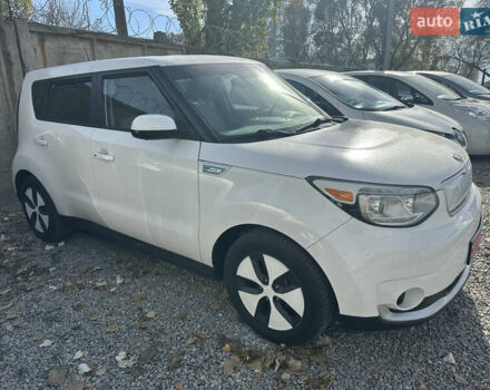 Белый Киа Soul, объемом двигателя 0 л и пробегом 112 тыс. км за 7300 $, фото 1 на Automoto.ua