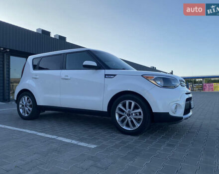 Білий Кіа Soul, об'ємом двигуна 2 л та пробігом 195 тис. км за 8600 $, фото 8 на Automoto.ua