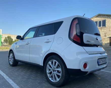 Білий Кіа Soul, об'ємом двигуна 2 л та пробігом 196 тис. км за 8900 $, фото 10 на Automoto.ua