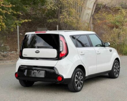 Белый Киа Soul, объемом двигателя 2 л и пробегом 72 тыс. км за 5600 $, фото 7 на Automoto.ua