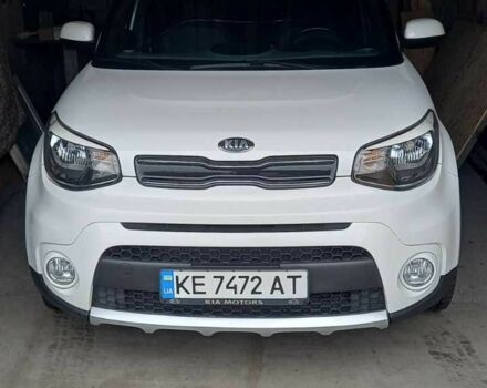 Белый Киа Soul, объемом двигателя 2 л и пробегом 130 тыс. км за 11700 $, фото 5 на Automoto.ua