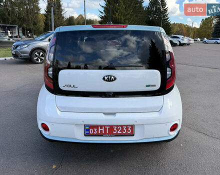Белый Киа Soul, объемом двигателя 0 л и пробегом 149 тыс. км за 6950 $, фото 12 на Automoto.ua