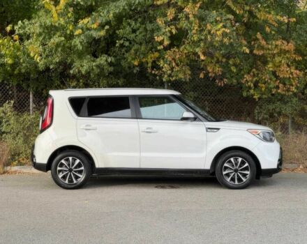 Белый Киа Soul, объемом двигателя 2 л и пробегом 72 тыс. км за 5600 $, фото 3 на Automoto.ua