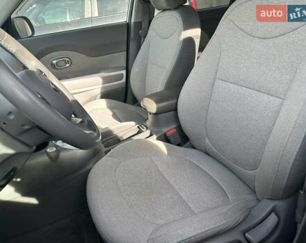 Белый Киа Soul, объемом двигателя 0 л и пробегом 112 тыс. км за 7300 $, фото 9 на Automoto.ua