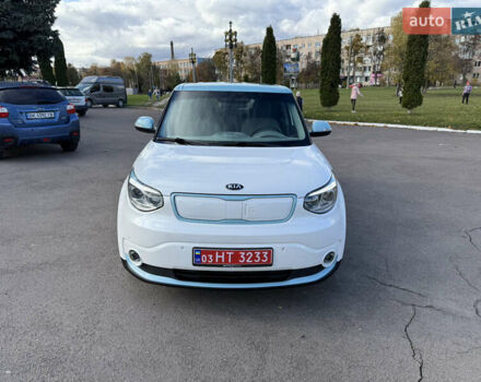 Киа Soul 2016 в Ровно на Automoto.ua Белый Киа Soul, объемом двигателя 0 л и пробегом 149 тыс. км за 7250 $, фото 8 на Automoto.ua