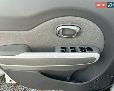 Белый Киа Soul, объемом двигателя 0 л и пробегом 112 тыс. км за 7300 $, фото 11 на Automoto.ua