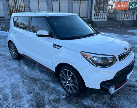 Белый Киа Soul, объемом двигателя 1.6 л и пробегом 37 тыс. км за 11990 $, фото 8 на Automoto.ua