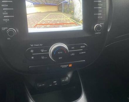 Белый Киа Soul, объемом двигателя 2 л и пробегом 118 тыс. км за 12200 $, фото 3 на Automoto.ua