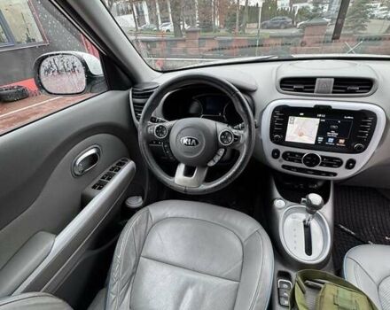 Белый Киа Soul, объемом двигателя 0 л и пробегом 153 тыс. км за 8300 $, фото 4 на Automoto.ua