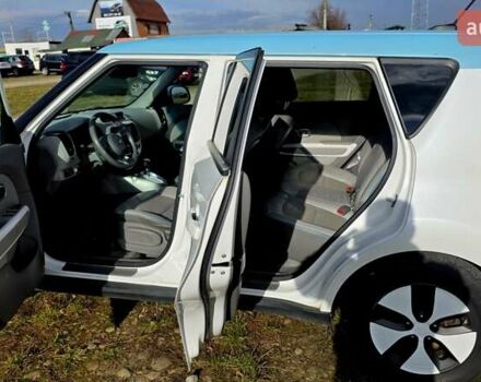 Белый Киа Soul, объемом двигателя 0 л и пробегом 125 тыс. км за 6800 $, фото 11 на Automoto.ua