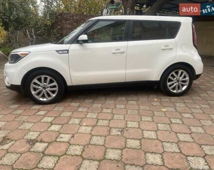 Белый Киа Soul, объемом двигателя 2 л и пробегом 118 тыс. км за 12200 $, фото 14 на Automoto.ua